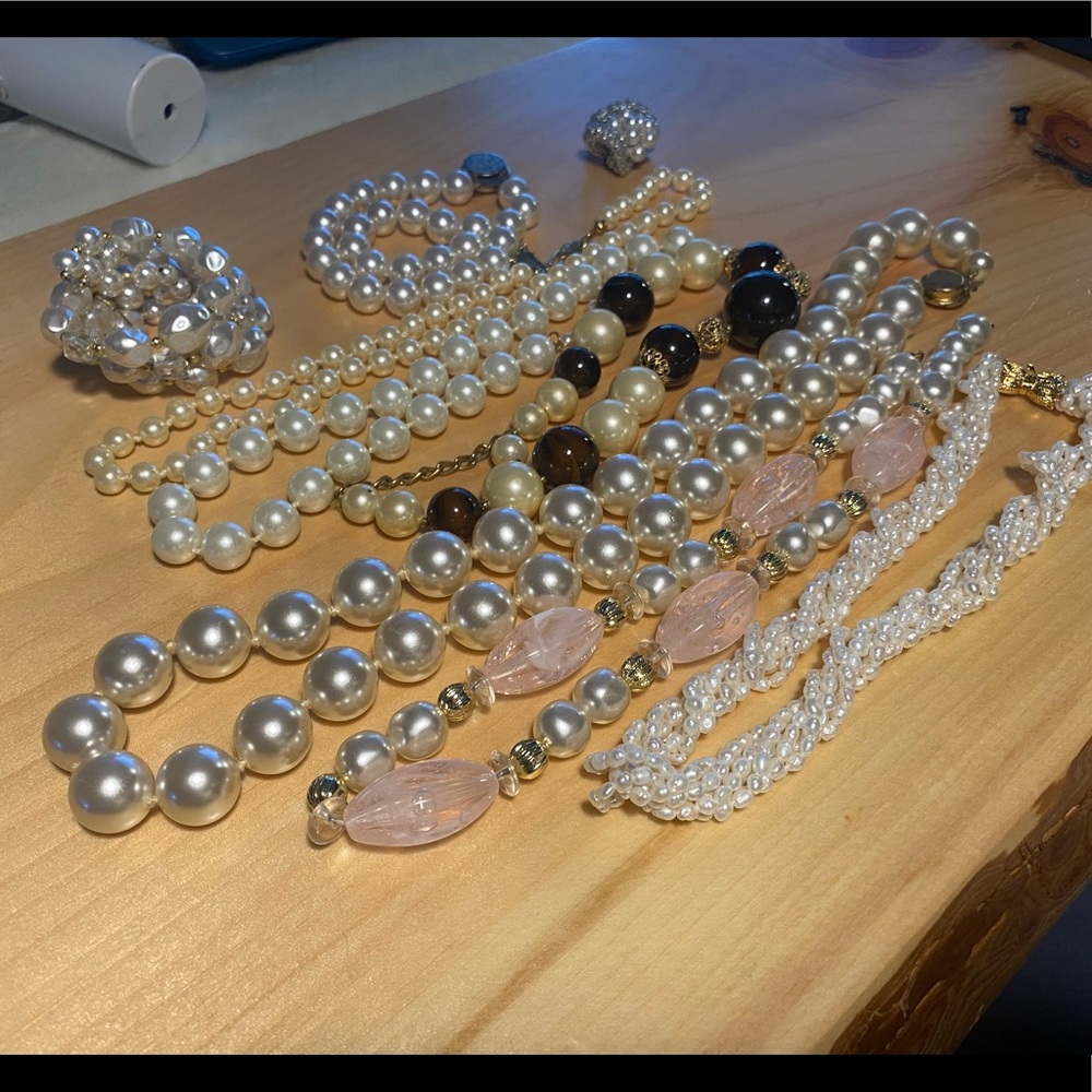 Lot of vintage Pearl necklaces and brackets